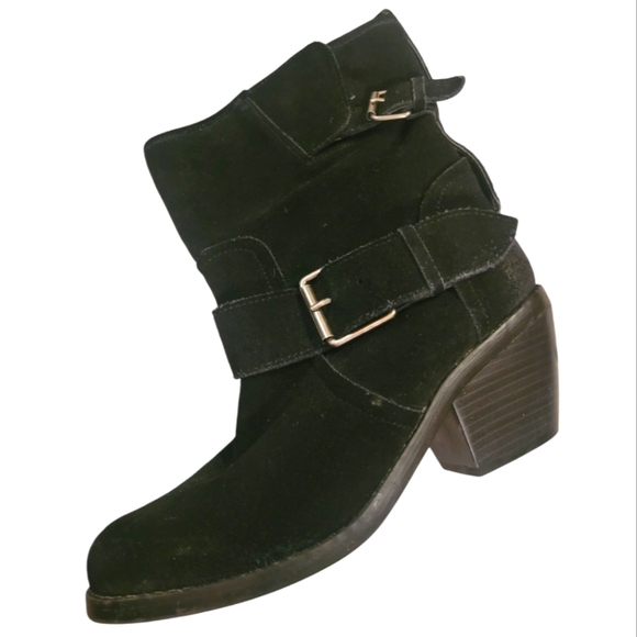 DOLCE VITA Linza black suede leather pull-on buckles ankle boots Women's 7.5 - Picture 1 of 14